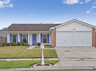 2421 Rue Street Honore, Gretna, LA 70056