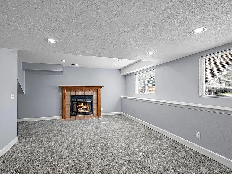 12592 Maria Cir — Photo 6