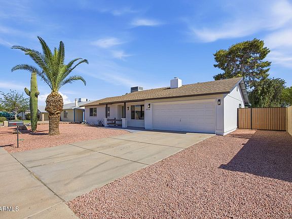 3rd image of 1215 W WESCOTT Drive