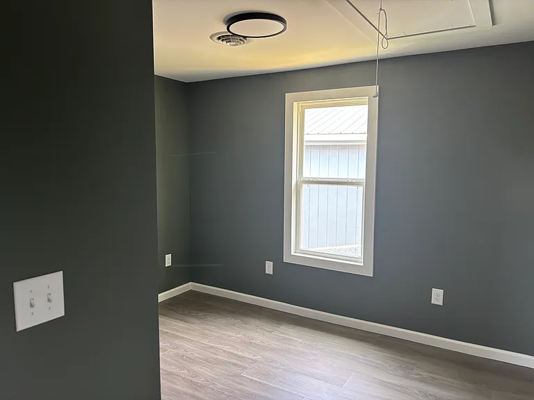 1463 E State St — Photo 11