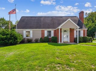 208 Delaware Dr, Glenshaw, PA 15116