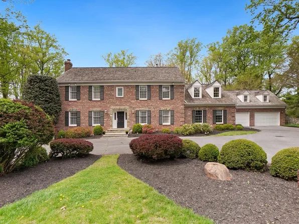 9704 Kendale Rd, Potomac, MD 20854