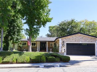 1496 Belleau Rd, Glendale, CA 91206