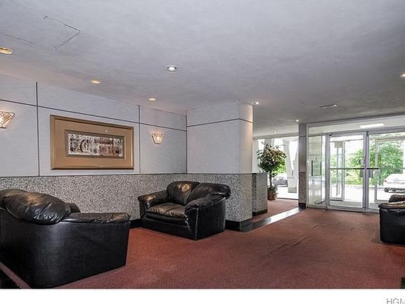 2nd image of 1841 Central Park Ave APT 6M