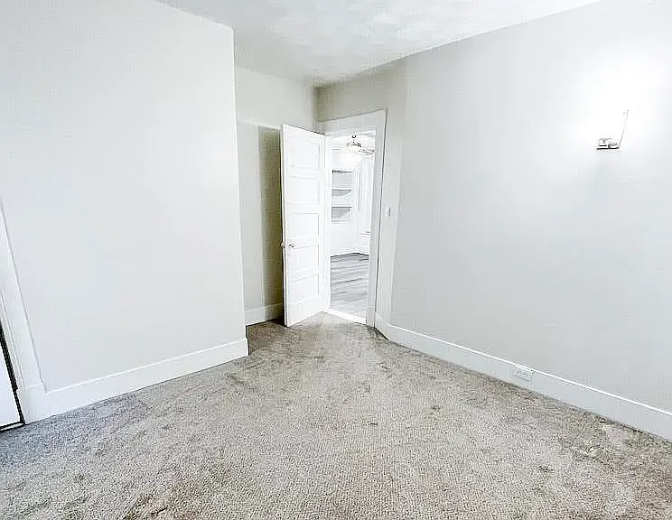144 Pearl St #1 — Photo 7