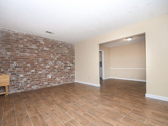 5th image of 16730 Townes Rd