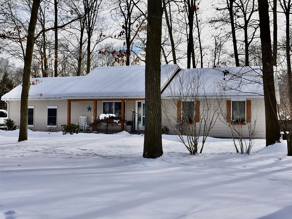 1st image of 15324 Grand Oak Dr