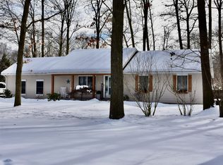 15324 Grand Oak Dr, Grand Haven, MI 49417