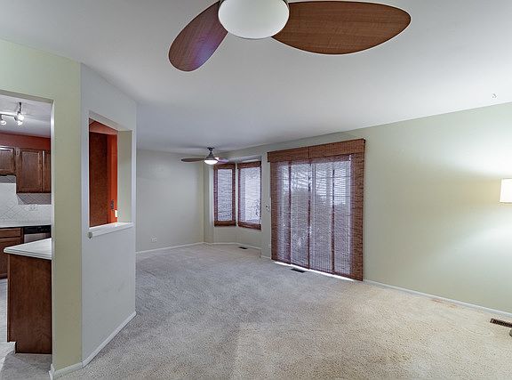 2nd image of 1874 Fox Run Dr Unit B