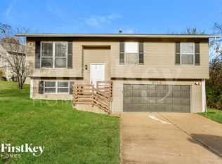 2105 S Barrington Ct, Arnold, MO 63010