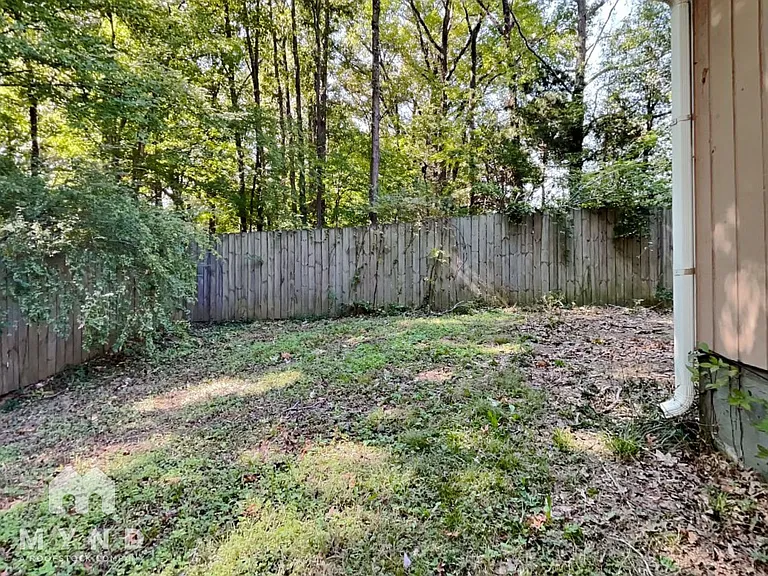 2406 Jenwood St — Photo 20