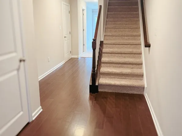 1101 S Hights Farm Rd N, Monroe Township, NJ 08831