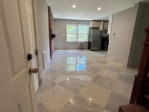 5th image of 55 Stony Hill Rd