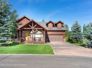 700 Palisade Trl, Driggs, ID 83422