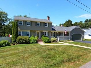 25 Leighton Ln, Tewksbury, MA 01876