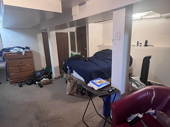 4th image of 302 Winfield Ave