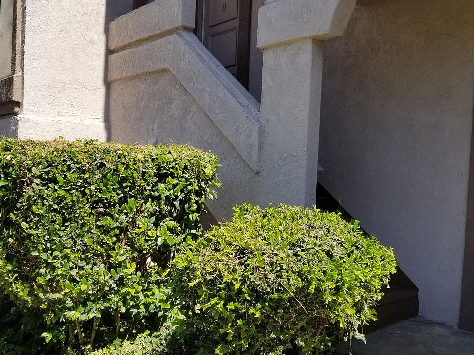 1st image of 7105 Woodlake Ave Unit D