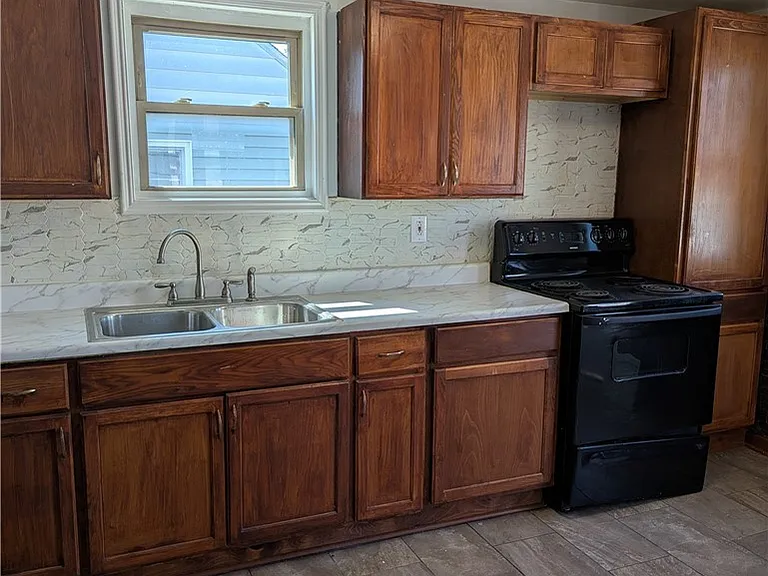 3248 Dudley Ave — Photo 4