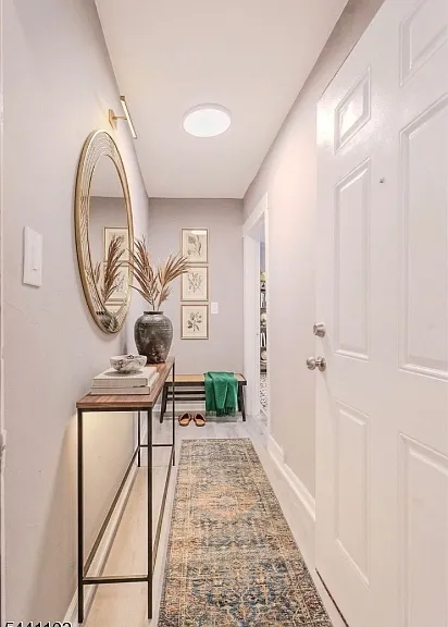 21 Mitchell Pl — Photo 3