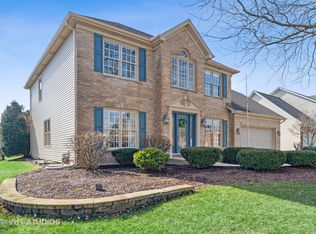 2608 Hoddam Rd, Naperville, IL 60564