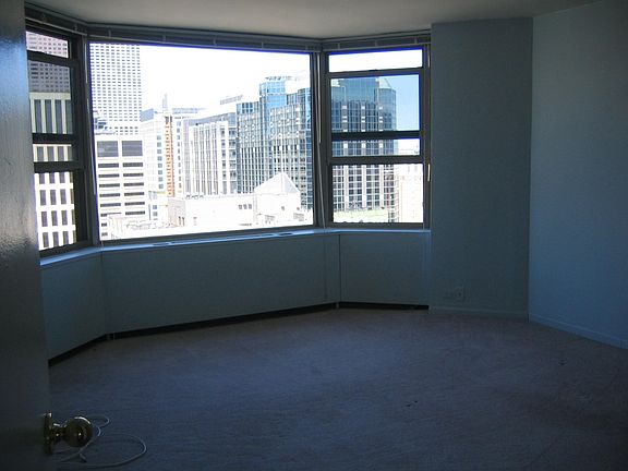 4th image of 535 N Michigan Ave APT 3114