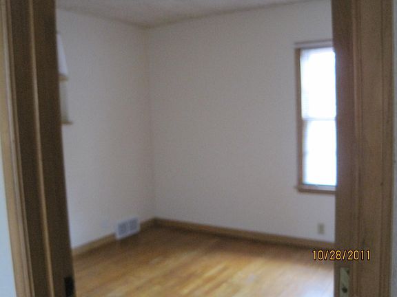 4th image of 21 Pond St #G