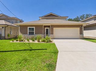 2143 Nina St, Navarre, FL 32566