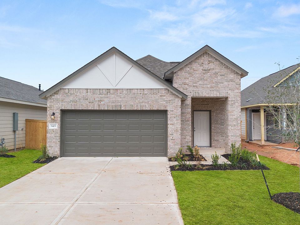 Welcome home to 9415 Hard Rock Road located in the community of Stonebrooke zoned to Conroe ISD.