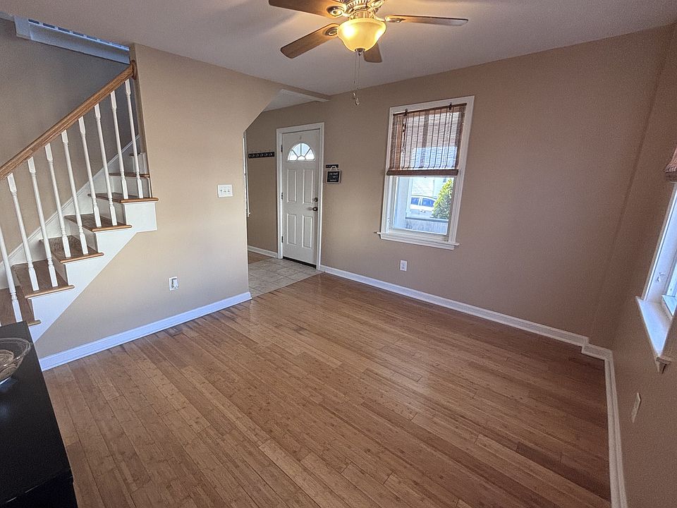 Living room (looking towards front door)