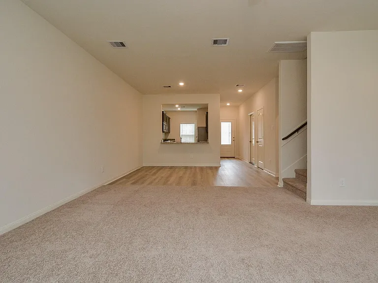 21339 Rachel Manor Dr — Photo 2