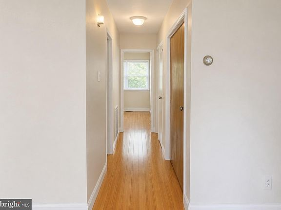 4th image of 8828 Cottage St
