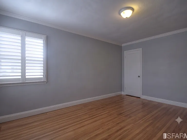 1994 45th Ave #TOP FLOOR — Photo 20