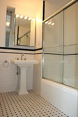 Rented by City Connections Realty | media 21