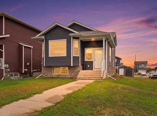 9401 W 88a St, Grande Prairie, AB T8X0H2