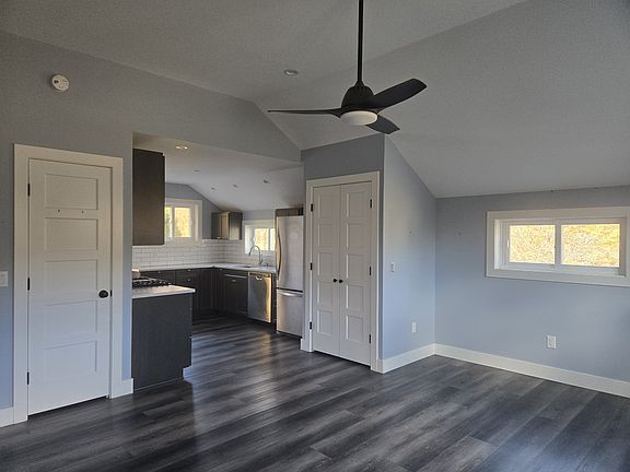 3rd image of 825 W Saugerties Woodstock Rd
