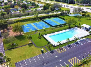 19378 Carolina Cir, Boca Raton, FL 33434