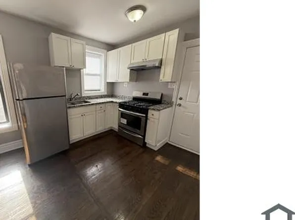 111 W 70th St, Chicago, IL 60621