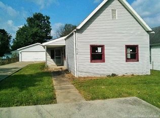 918 Valley View Rd, New Albany, IN 47150