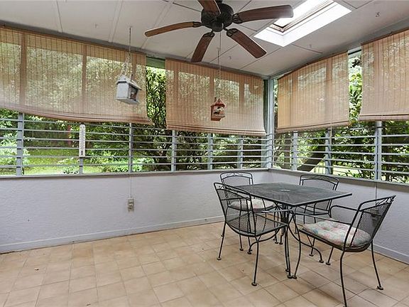 5th image of 2185 Pinella Dr