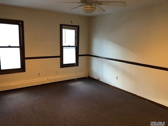 3rd image of 662 Main St