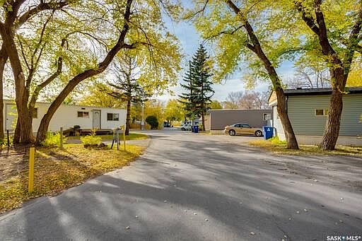 1st image of 1524 Rayner AVENUE