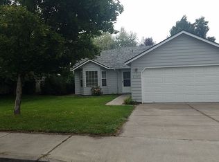 2971 SW Salmon Ave, Redmond, OR 97756