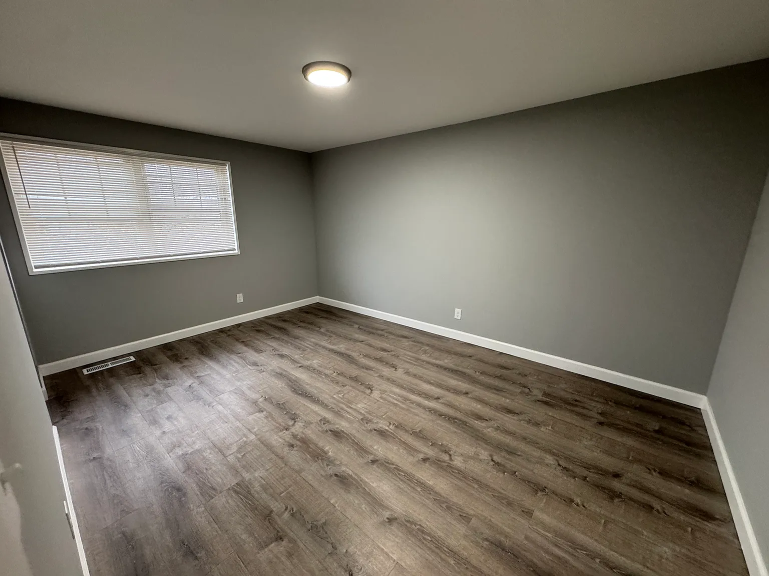 3 bed, 1619 sqft, $2,800 — Photo 4