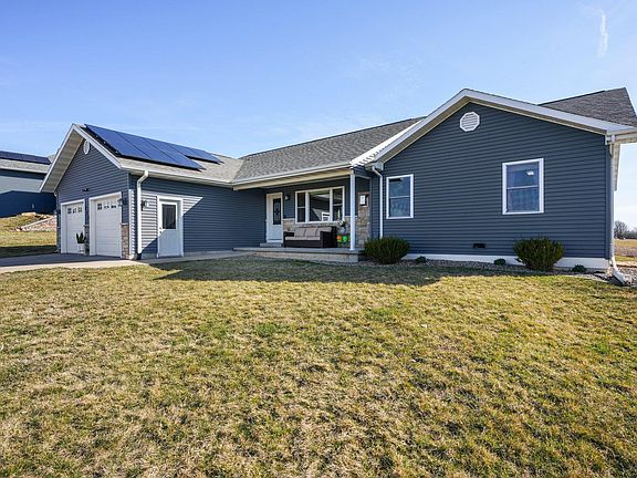 2nd image of 313 Diamond Oaks Dr