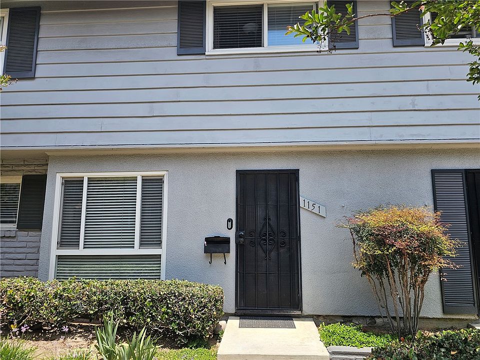 1st image of 1151 E 1st St