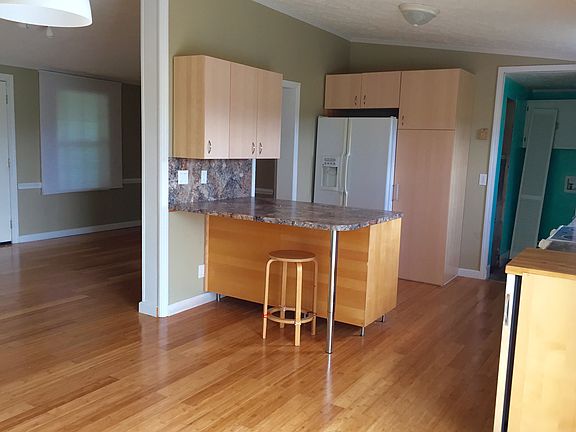 3rd image of 115 Brandywine Dr