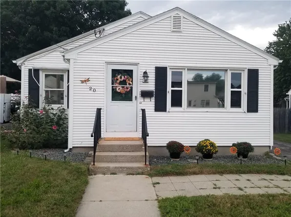 20 Lyman Ave, Johnston, RI 02919