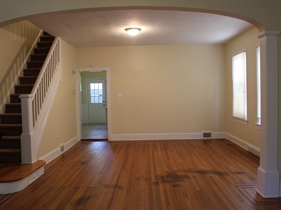 1st image of 106 Woodland St