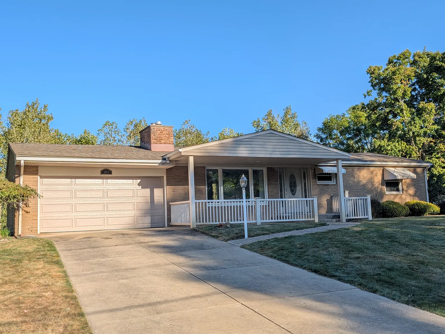4 bed, 1340 sqft, $2,200 — Photo 1