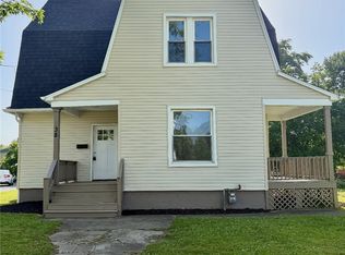38 Belmont Ave, Niles, OH 44446